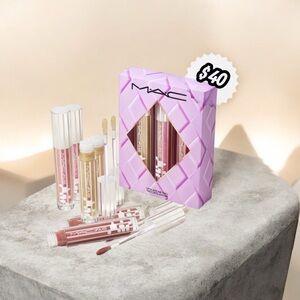 ‼️🫦M•A•C Gloss Enthusiast LipGlass Air Trio🫦